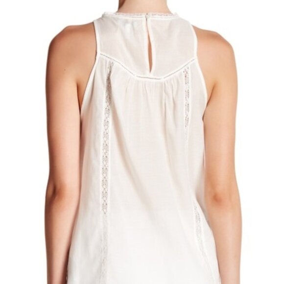 π€ JOIE 'Seta' Lace Halter Top β Feminine & Breezy! π€ - Picture 2 of 8